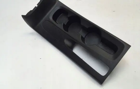 Cup holder front