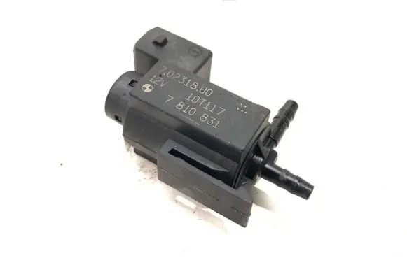 BMW 7 F01 F02 F03 F04 Fuel pressure regulator 7810831