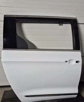 Chrysler Pacifica Side sliding door 