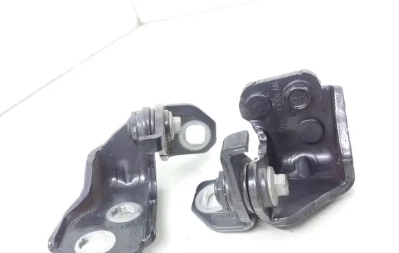 Ford Ecosport Rear door hinge set Bb537822810ah Bb537826800am