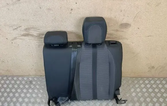 Peugeot 2008 II Rear seat 