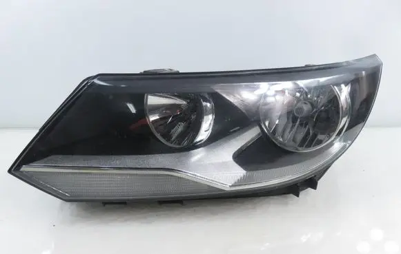 Volkswagen Tiguan Headlight/headlamp 5N1941005