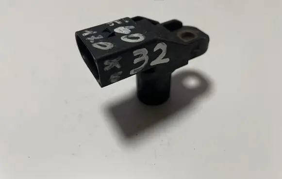 BMW X3 E83 Camshaft vanos timing valve 7792256