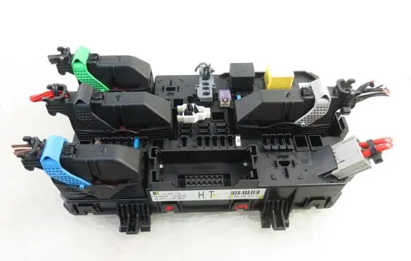 Opel Astra H Central body control module 5DK00866933 13222173HT