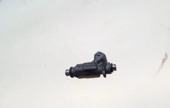 Mercedes-Benz S W220 Fuel injector A1130780049 0280155744