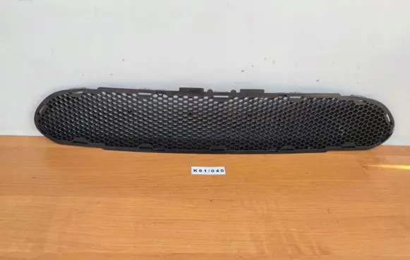 Ford Escort Front bumper lower grill 95ABA018A58BD