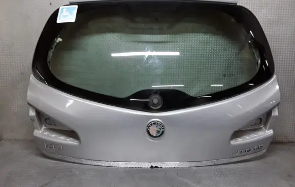 Alfa Romeo 147 Tailgate/trunk/boot lid