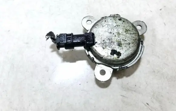 Ford Focus Camshaft vanos timing valve cm5g6m280fa 301124903