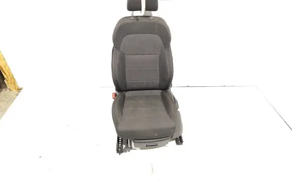 Skoda Superb B8 (3V) Front driver seat 