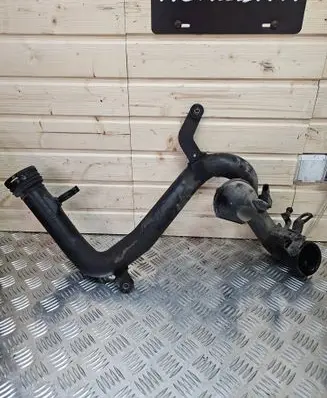 Intercooler hose/pipe