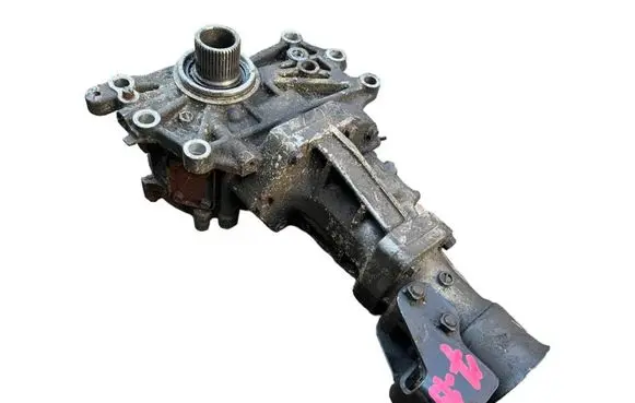 Mitsubishi Outlander Gearbox transfer box case 067015