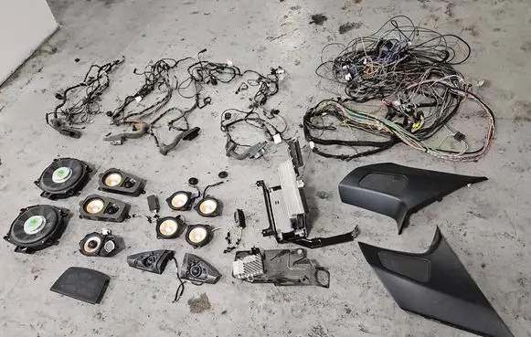 BMW X5M E70 Audio system kit 6952696 17711410 6952695