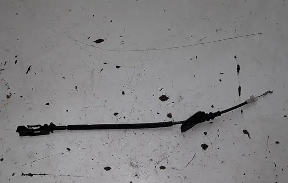 Ford Fiesta Front door cable line 