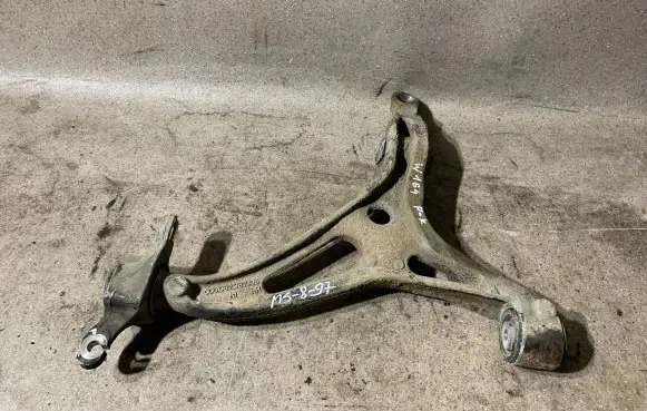 Mercedes-Benz ML W164 Front lower control arm/wishbone
