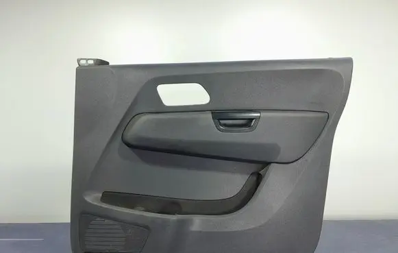Volkswagen Amarok Door card panel trim set 2H0868102C