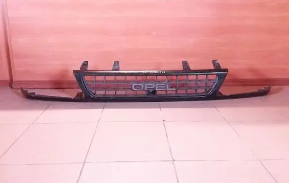 Opel Frontera A Front grill 91140007 07050999
