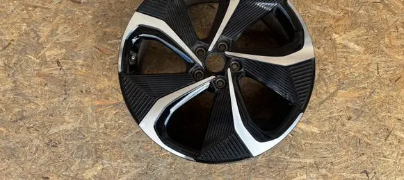 R20 alloy rim