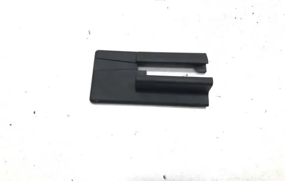 Mercedes-Benz ML W164 Front driver seat rail trim 1649190320
