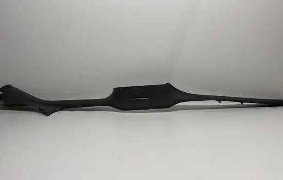 Volkswagen Golf V Front sill trim cover 1K5853371