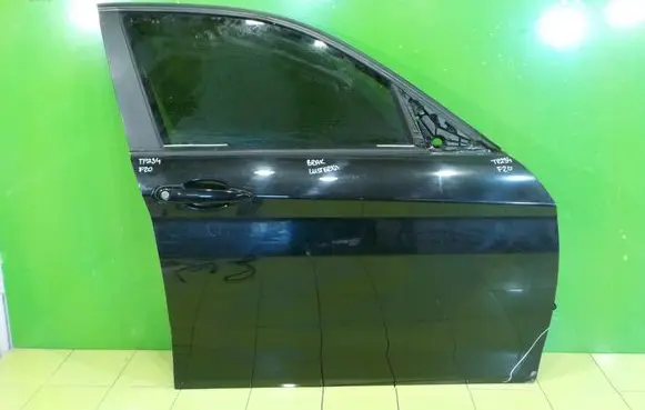 BMW 1 F20 F21 Front door PRZOD PRAWE