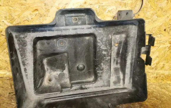 Opel Astra G Battery tray 24449812 MR317000