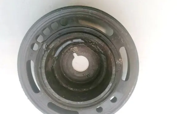Opel Zafira B Crankshaft pulley 55559378