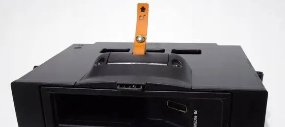 Volkswagen Golf VI Head unit multimedia control 5N0035341B