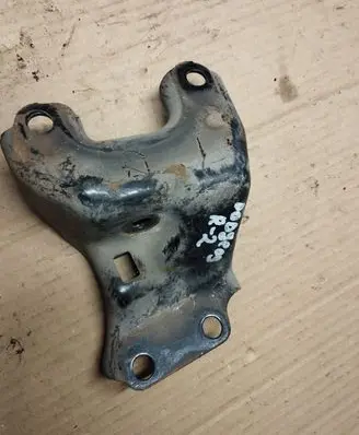 Chrysler Town u0026 Country V Front shock absorber mounting bracket 