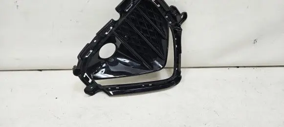 Hyundai Tucson TL Front fog light trim/grill 86524D7700
