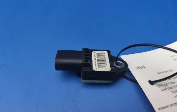 Mercedes-Benz B W245 Airbag deployment crash/impact sensor A1698202226