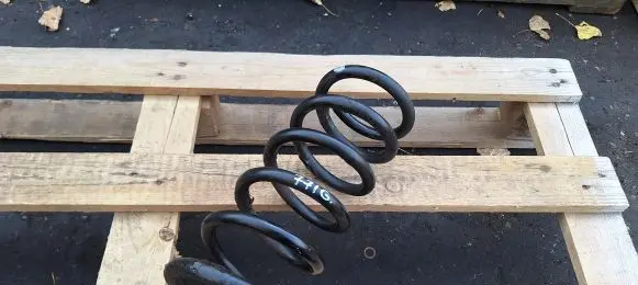 Chevrolet Captiva Rear coil spring