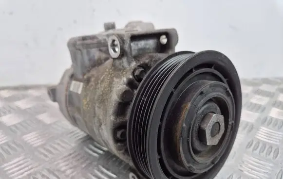 Mercedes-Benz A W176 Air conditioning (A/C) compressor (pump) A0022306311