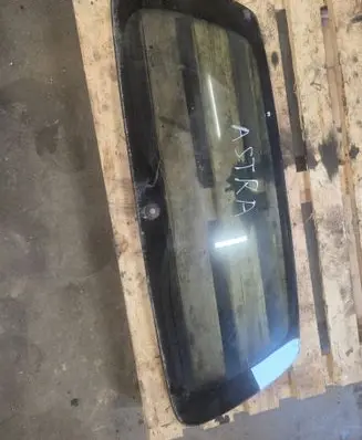 Opel Astra G Rear windscreen/windshield window 