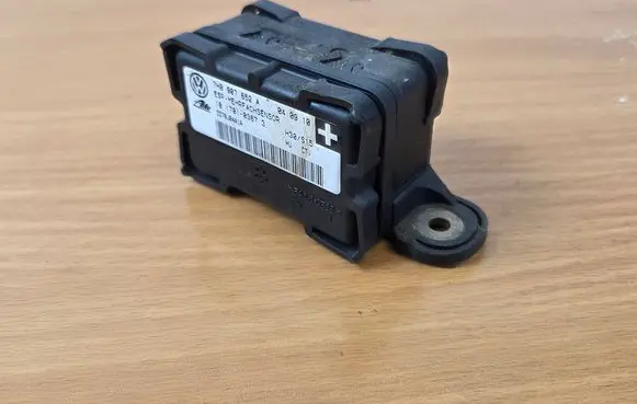 Audi Q7 4L ESP acceleration yaw rate sensor 7H0907652A 10170103673 DD70J04A1A
