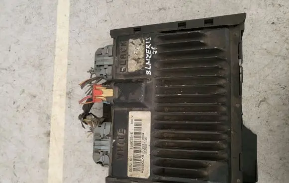 Chevrolet Blazer Engine control unit/module ECU 16208546