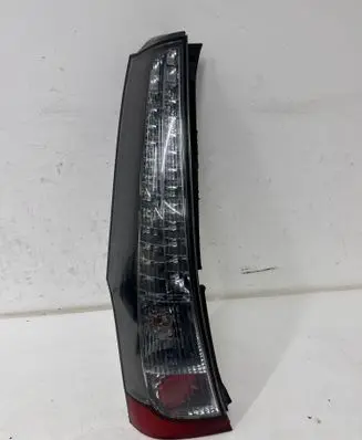 Mitsubishi Grandis Rear/tail lights