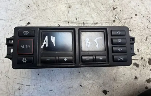 Audi A4 S4 B5 8D Climate control unit 8L0820043B
