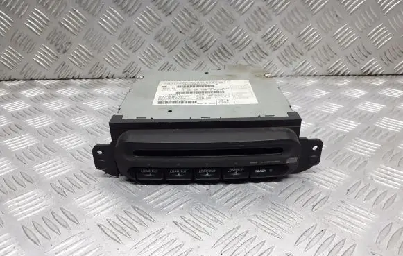 Chrysler 300M CD/DVD changer P04858522