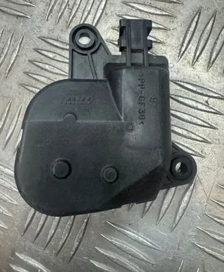 Chrysler Voyager Air flap motor/actuator 04885465AA