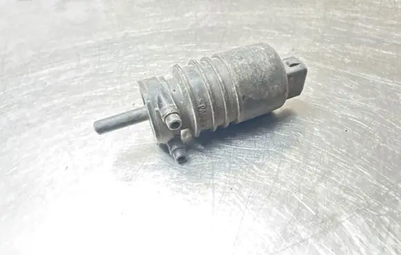 Opel Astra G Windscreen/windshield washer pump