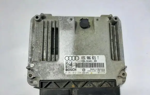 Audi A3 S3 8P Engine control unit/module 03G906021T