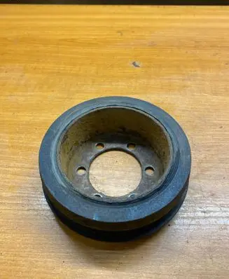 BMW 5 E39 Water pump pulley 