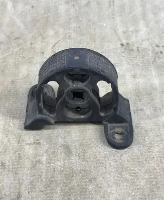 BMW X5 E53 Muffler mount bracket/holder 1439497