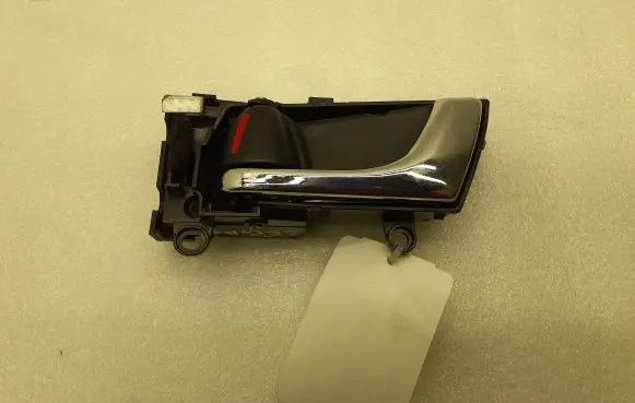 Subaru Legacy Front door interior handle