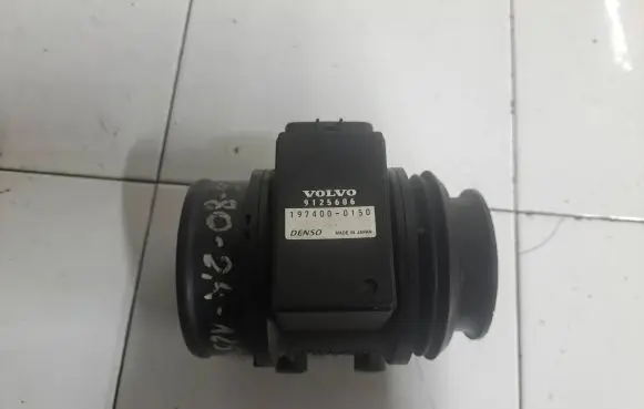 Volvo S80 Mass air flow meter 9125606 1974000150