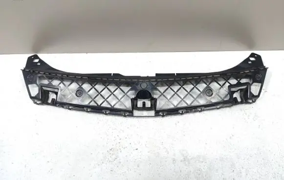 Mercedes-Benz B W247 Front bumper mounting bracket A2478855300