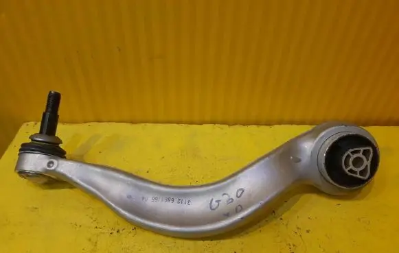 BMW 5 G30 G31 Front control arm 6861166