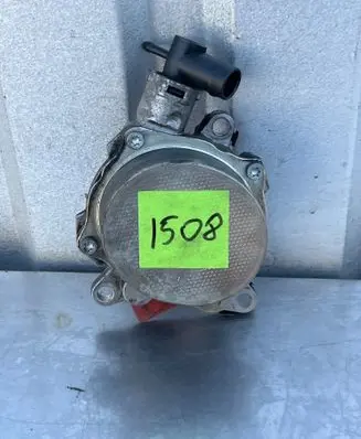 Mercedes-Benz C W205 Vacuum pump 146503760R 0031005 080415