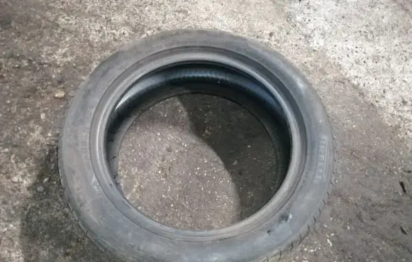 Volkswagen Golf IV R19 summer tire 24550R19