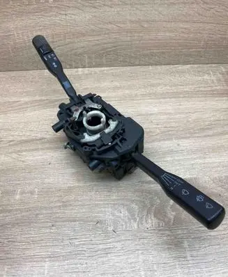Mazda 121 Wiper turn signal indicator stalk/switch 177698